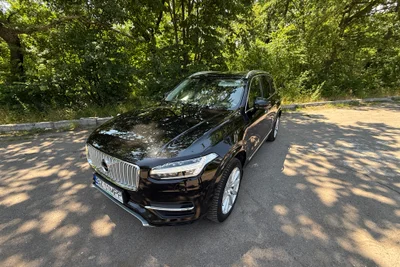 Volvo XC90 T8 Inscription — 455 CP, 7 Locuri, Plug-in Hybrid